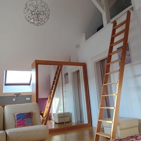 Loft Sur La Bievre Apartment Bievres Luaran gambar